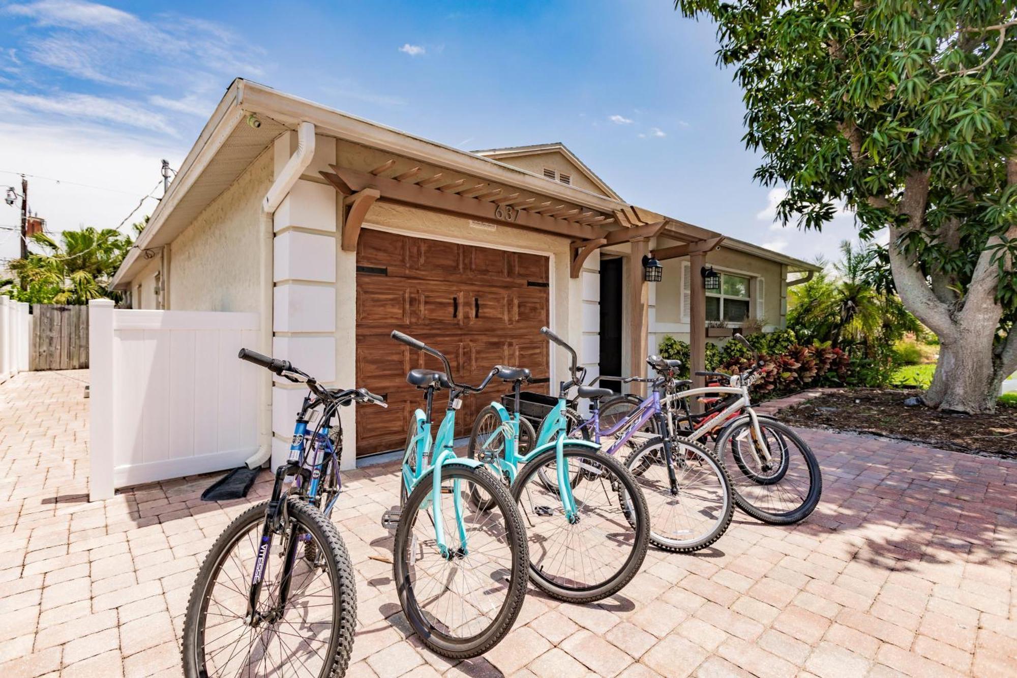 Hébergement de vacances Amazing With Hot Tub Jacuzzi, Bbq, Pool Table - 1 Mile To Beach! North Naples